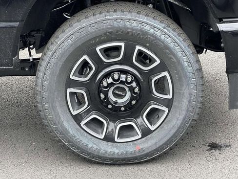 New 2025 Ford F350 Platinum AWD/4WD image 5