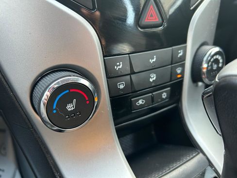 Used 2016 Chevrolet Cruze LT image 24