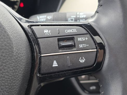 Used 2024 Honda HR-V EX-L image 30