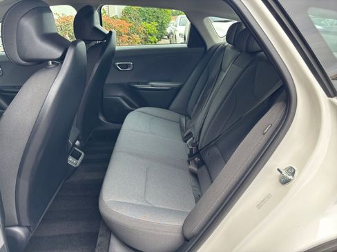Used 2025 Kia K4 LXS FWD image 25