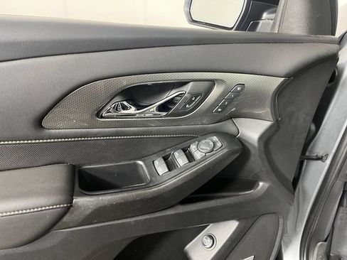 Used 2023 Chevrolet Traverse Premier w/ Redline Edition AWD/4WD image 16