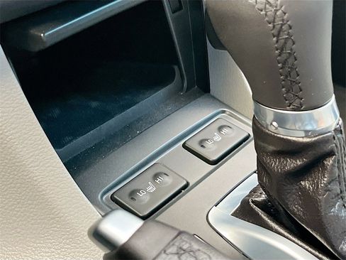 Used 2020 Acura ILX w/ Technology Package image 19