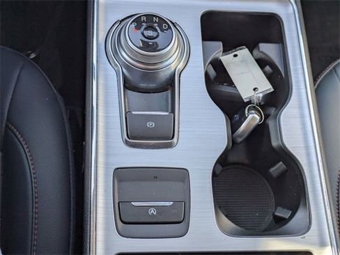 Used 2022 Ford Edge SEL w/ Sport Appearance Package image 21