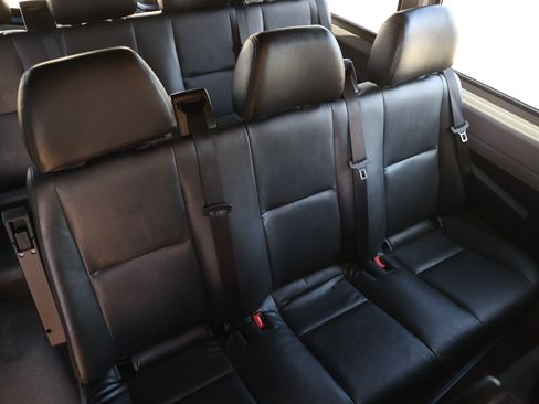 Used 2014 Mercedes-Benz Sprinter 2500 image 15