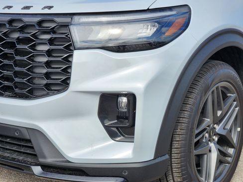 New 2026 Ford Explorer ST-Line RWD image 6