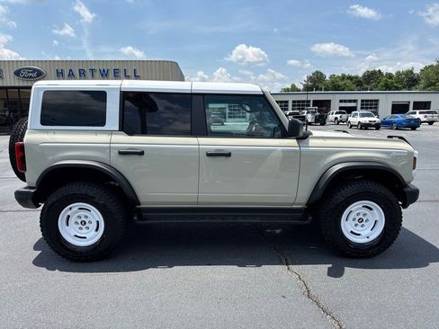 New 2026 Ford Bronco Heritage Edition AWD/4WD image 32