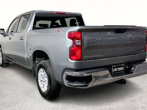 Used 2025 Chevrolet Silverado 1500 LT AWD/4WD image 17