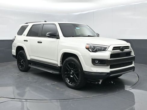 Used 2021 Toyota 4Runner Nightshade AWD/4WD image 2