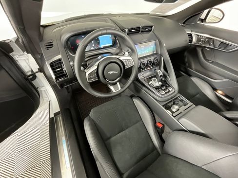 Used 2024 Jaguar F-TYPE R-Dynamic image 12