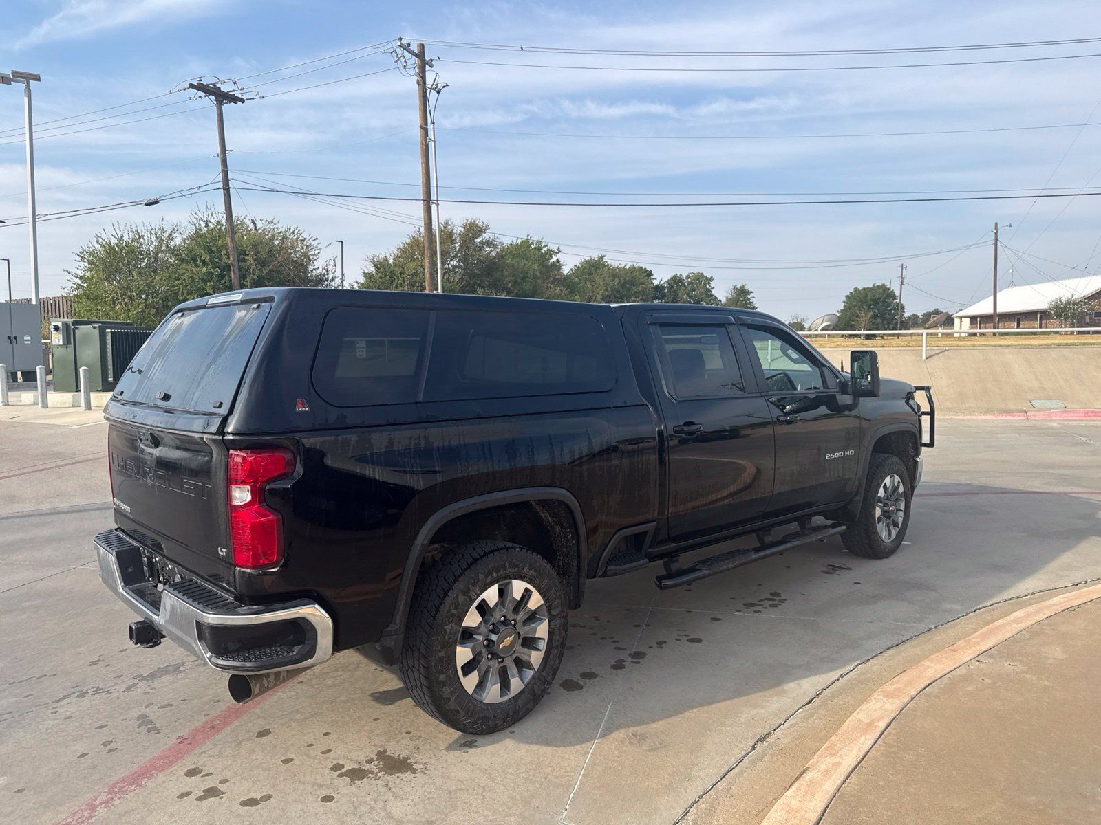 Used 2023 Chevrolet Silverado 2500 LT w/ Convenience Package AWD/4WD image 5