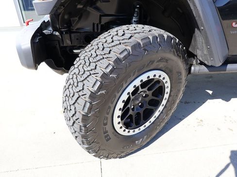 Used 2019 Jeep Wrangler Unlimited Rubicon AWD/4WD image 37