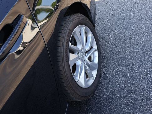 Used 2018 Honda Accord LX image 12