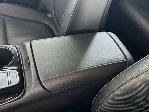 Used 2023 Hyundai Tucson Limited image 18