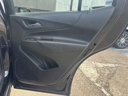 Used 2022 Chevrolet Equinox LT FWD image 22