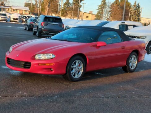Used 2002 Chevrolet Camaro LT image 4