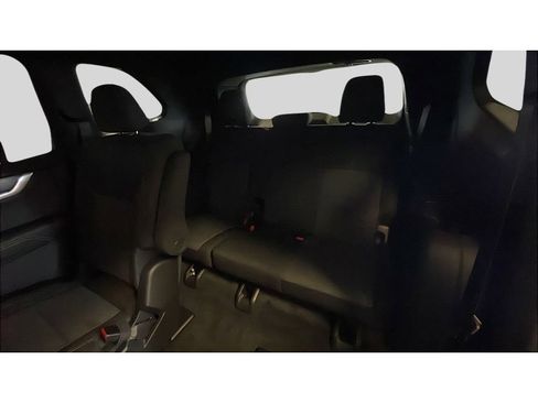 New 2026 GMC Acadia Elevation image 15