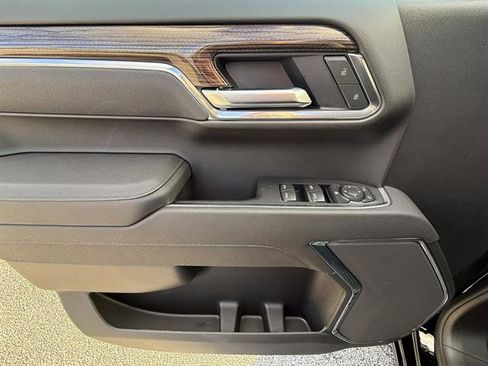 New 2026 Chevrolet Silverado 1500 LT image 12