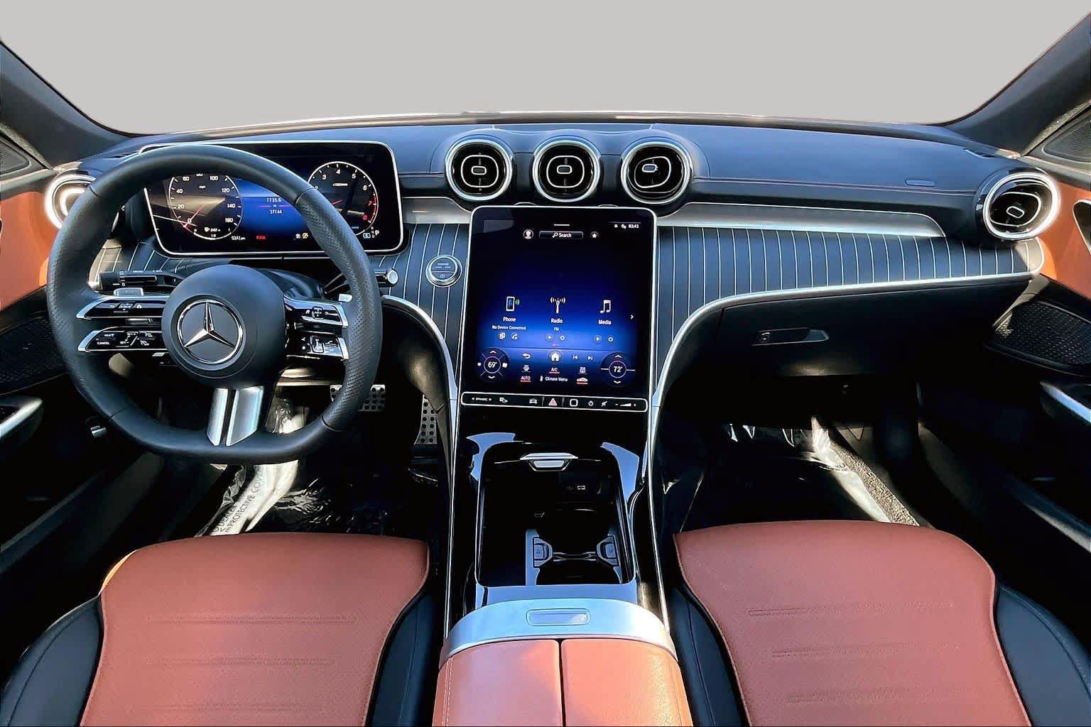 Used 2024 Mercedes-Benz C 300 4MATIC Sedan image 16