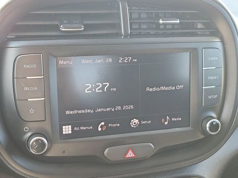 Used 2024 Kia Soul LX w/ Option Group 015 image 18