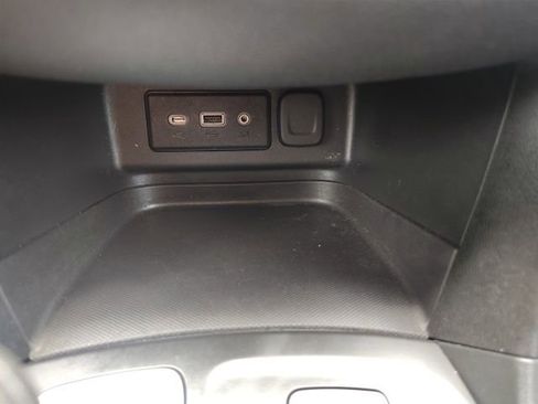 Used 2022 Chevrolet Equinox LT FWD image 21