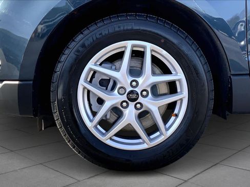 Used 2024 Ford Edge SEL w/ Convenience Package image 11