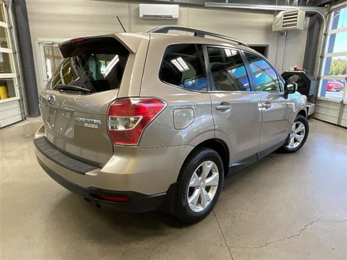 Used 2015 Subaru Forester 2.5i Limited image 5