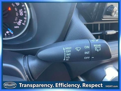 Certified 2022 Toyota RAV4 LE image 23