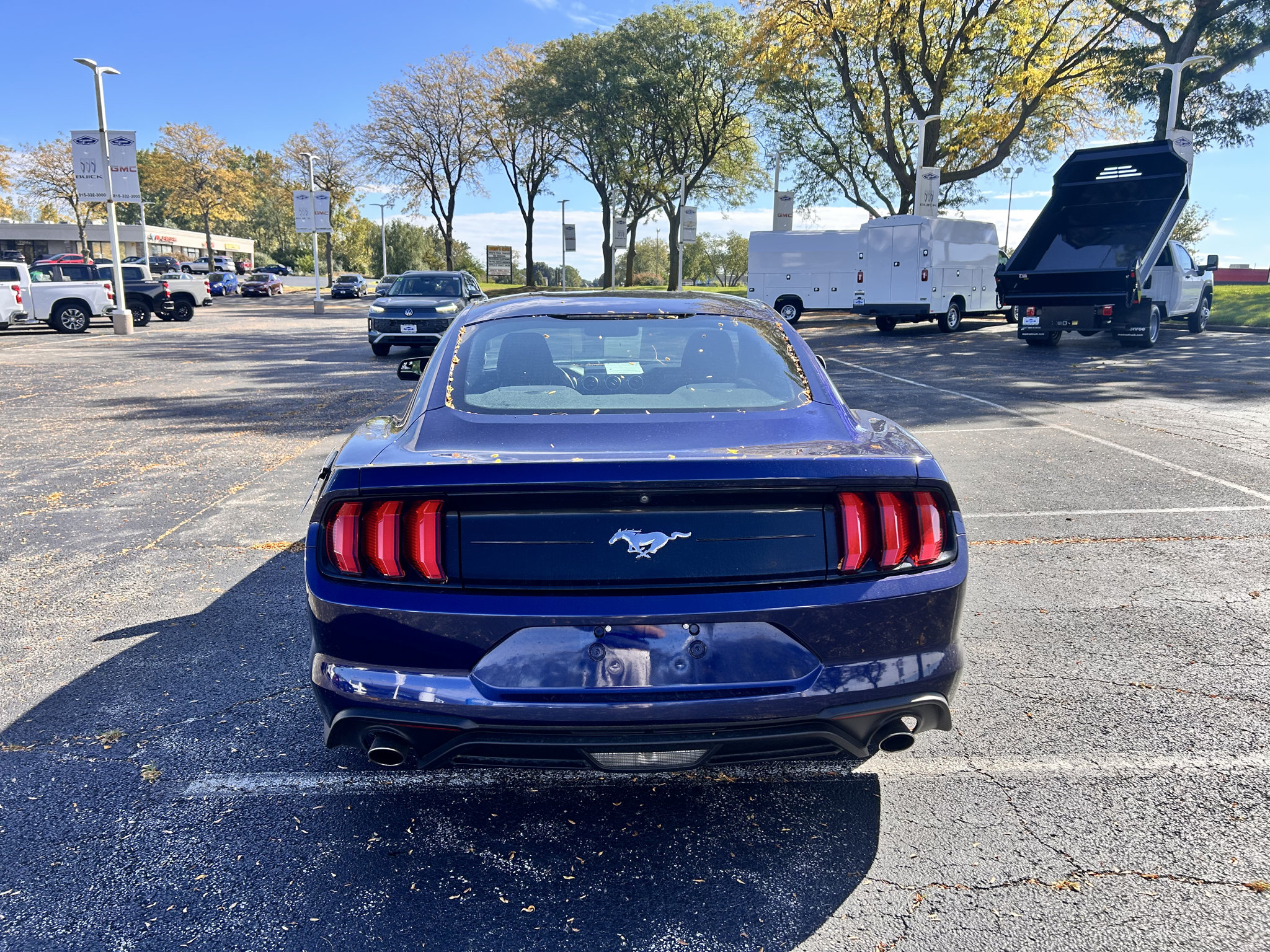 Used 2018 Ford Mustang Coupe RWD image 6