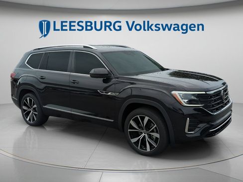 Used 2026 Volkswagen Atlas SEL Premium R-Line AWD/4WD image 1