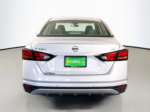 Used 2022 Nissan Altima 2.5 SV image 8
