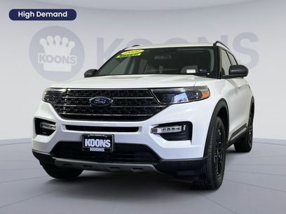 Certified 2022 Ford Explorer XLT w/ Equipment Group 202A