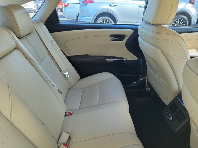 Used 2014 Toyota Avalon Limited FWD image 4