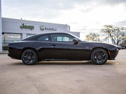 New 2025 Dodge Charger R/T w/ Quick Order Package 25M R/T image 15