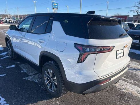 New 2026 Chevrolet Equinox LT w/ Convenience Package II image 7