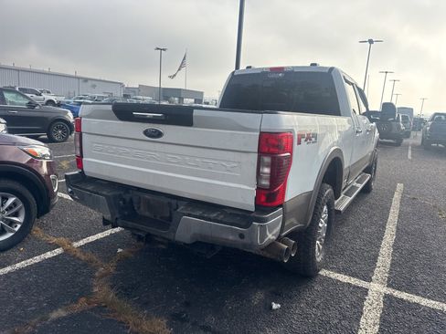 Used 2022 Ford F250 Lariat w/ Chrome Package image 7