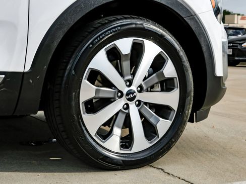 Used 2022 Kia Telluride EX w/ EX Premium Package FWD image 59