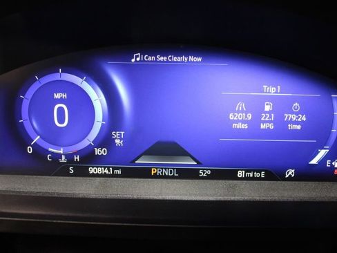 Used 2022 Ford Explorer King Ranch w/ Technology Package image 38