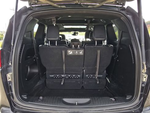 Used 2020 Chrysler Pacifica Touring-L image 15