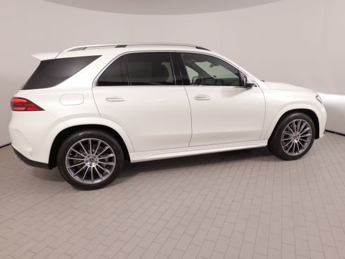 Used 2024 Mercedes-Benz GLE 450 4MATIC image 10
