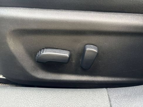 Used 2025 Nissan Altima 2.5 SV FWD image 22