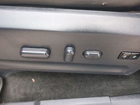 Used 2015 Ford Expedition Limited w/ Equipment Group 301A image 17