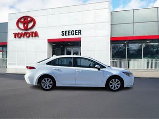 Used 2024 Toyota Corolla LE video 2