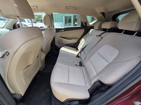 Used 2017 Hyundai Tucson SE w/ SE Popular Package 02 FWD image 16