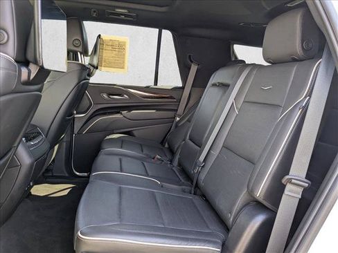 Used 2023 Cadillac Escalade Premium Luxury RWD image 21