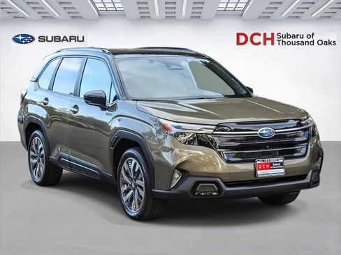 New 2025 Subaru Forester Touring image 3