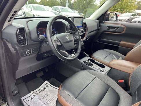 Used 2022 Ford Bronco Sport Outer Banks w/ Tech Package image 11