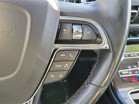 Certified 2022 Lincoln Nautilus Reserve image 15