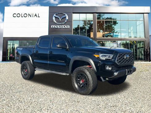 Used 2023 Toyota Tacoma TRD Off-Road image 1
