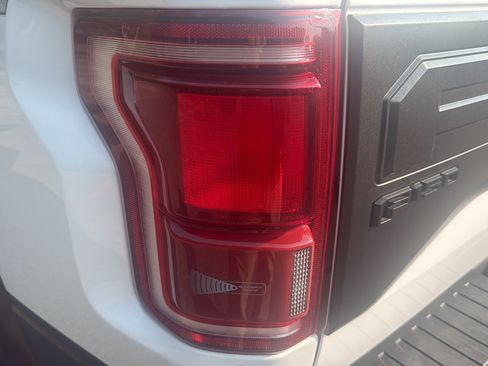 Used 2018 Ford F150 Raptor w/ Equipment Group 802A Luxury AWD/4WD image 28