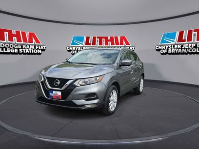 Used 2022 Nissan Rogue Sport SV w/ Technology Package